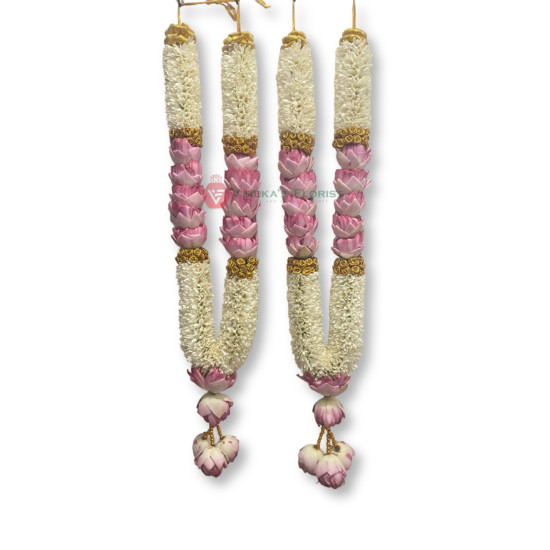 Lotus & Sampangi Garland