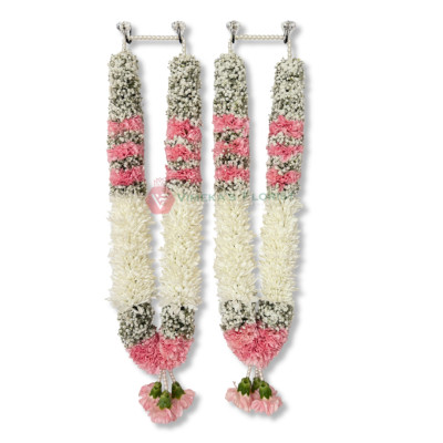 Baby Breath & Mums Wedding Garland