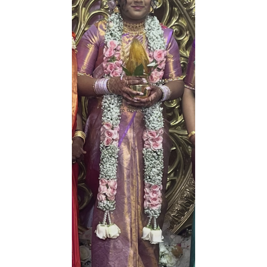 Andal Garland (Baby Breath + Spray Rose)