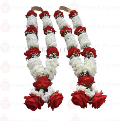 Red Rose + White Carnation Garland (Each)